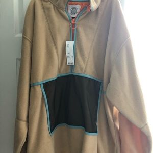 Urban Outfitters 1/2 zip fleece